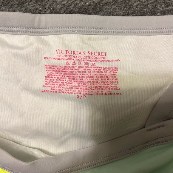 Victoria’s Secret color block bikini - Picture 4 of 4